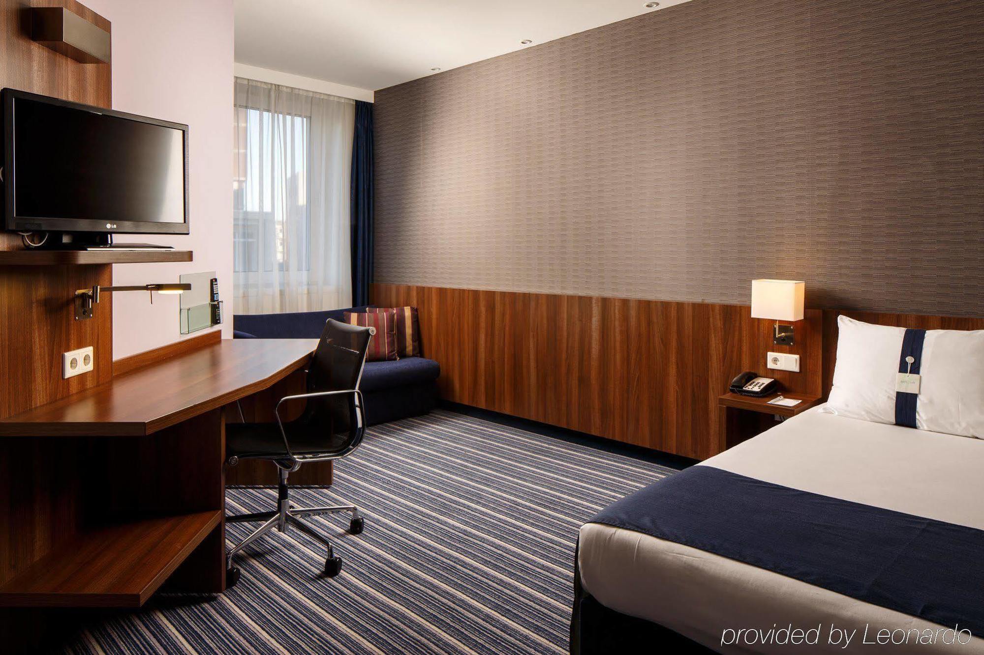 HOLIDAY INN EXPRESS ARNHEM, AN IHG HOTEL ARNHEM 3* (Netherlands) - from US$  121 | BOOKED