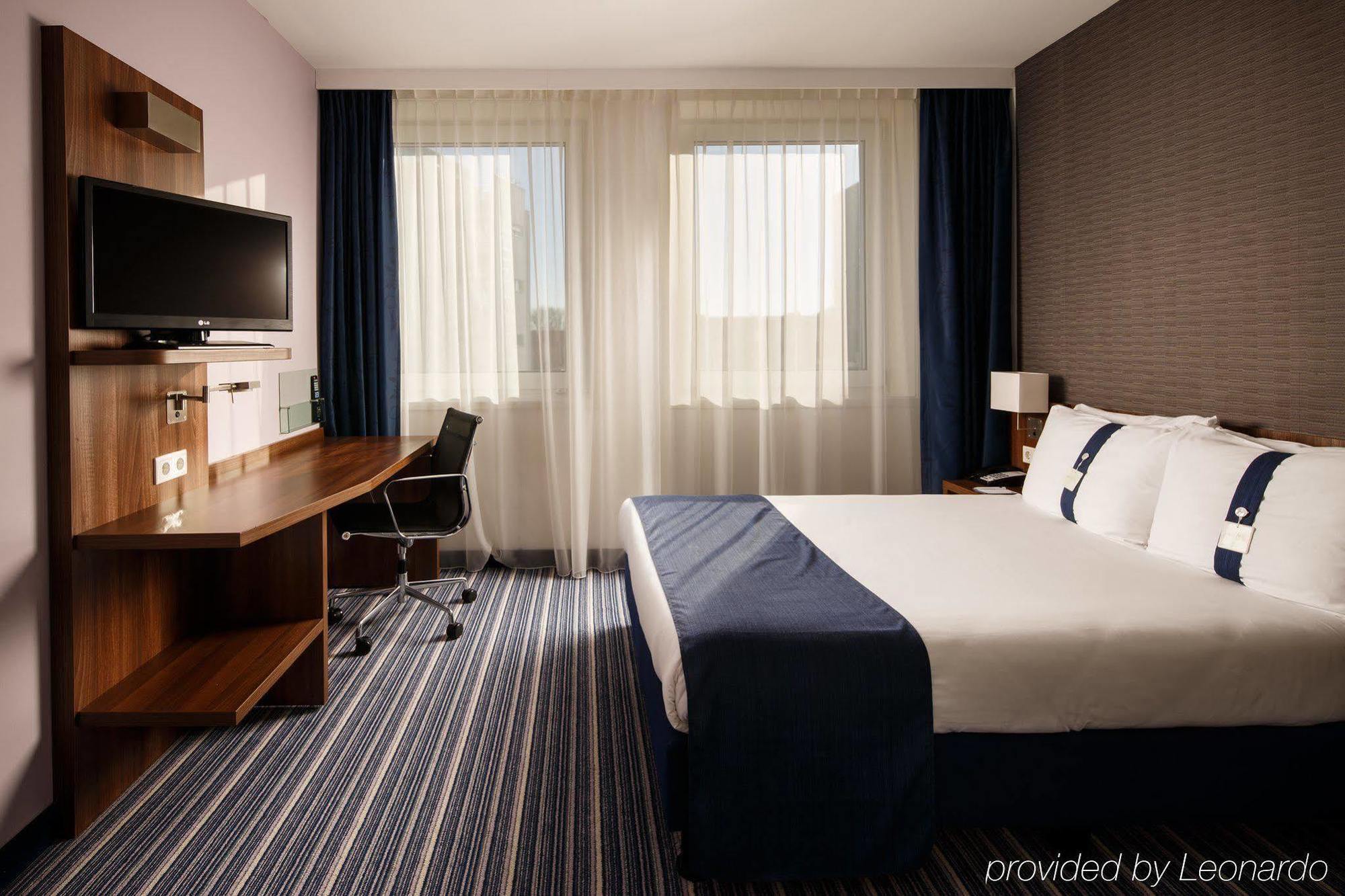 HOLIDAY INN EXPRESS ARNHEM, AN IHG HOTEL ARNHEM 3* (Netherlands) - from US$  121 | BOOKED